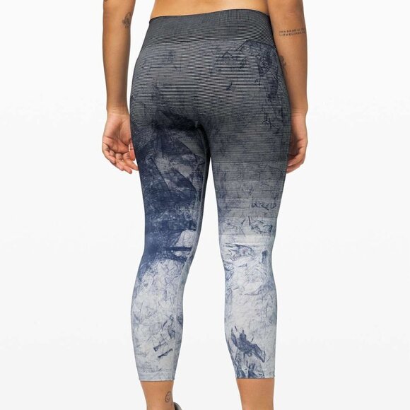 Lululemon Ebb to Train Tight size 8 NWT - Picture 2 of 7